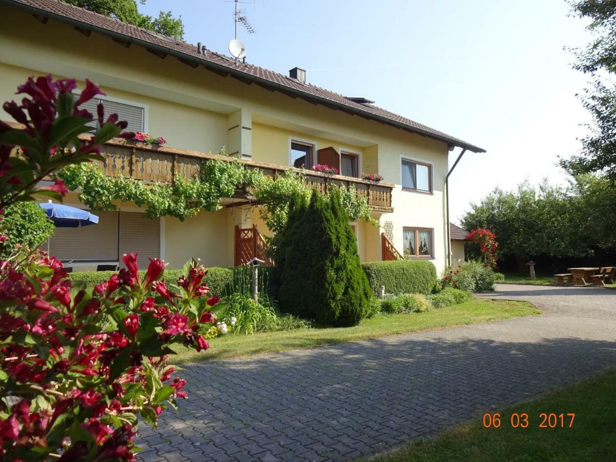 Gaestehaus Regina Bad Fussing Bagian luar foto